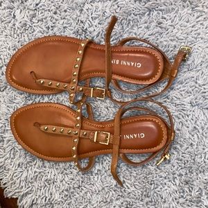 BRAND NEW Gianni Bini Flats with studs